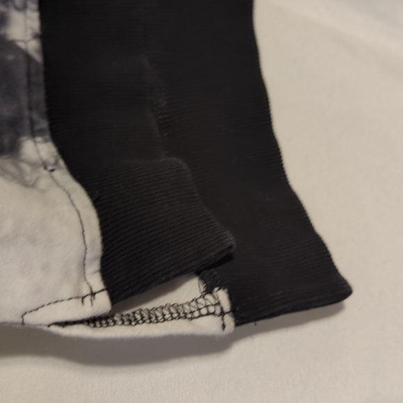 Pullover Sweater - Picture 4 of 8